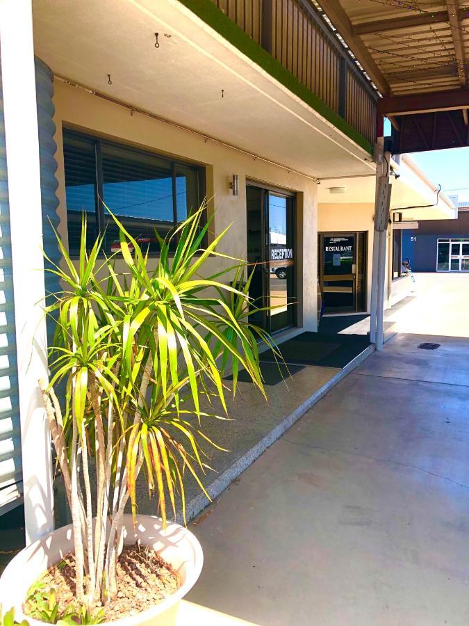 Biloela Centre Motel & Steakhouse Restaurant Exterior photo